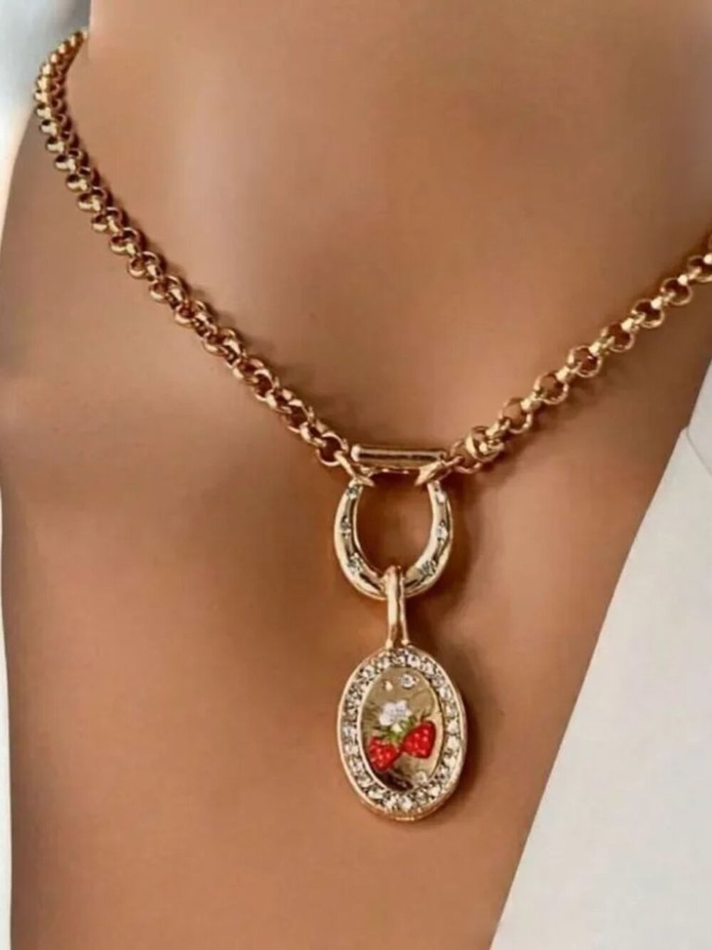StrawberryPendantNecklaceN958